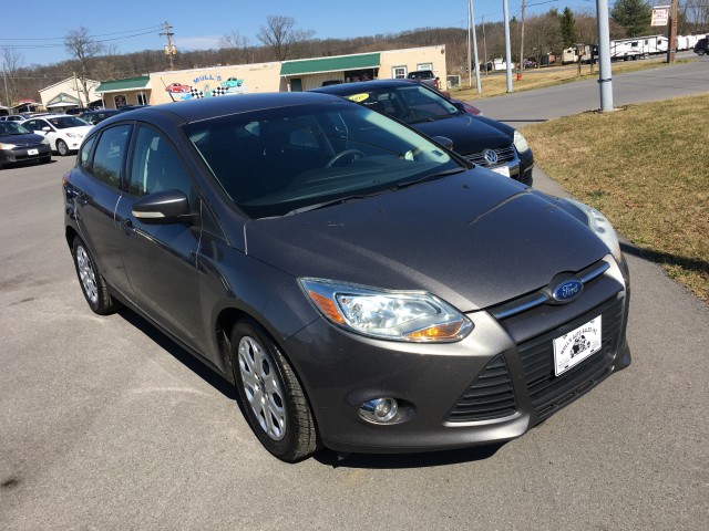 2012 Ford Focus SE for sale at Mull's Auto Sales