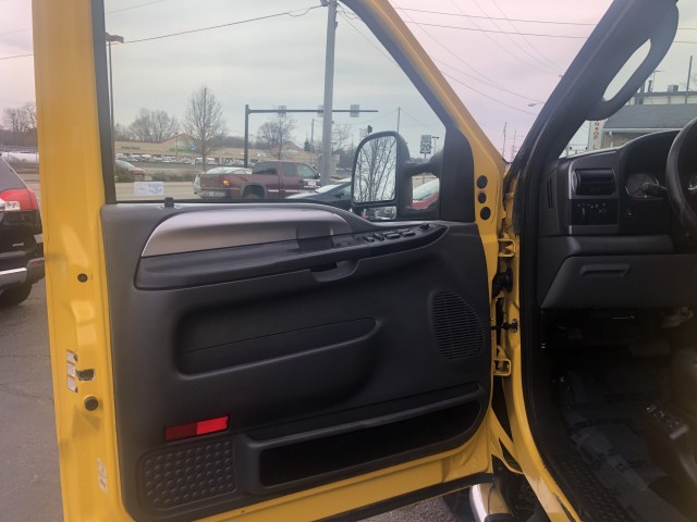 2006 FORD F350 SRW SUPER DUTY/AMARILLO for sale at Action Motors
