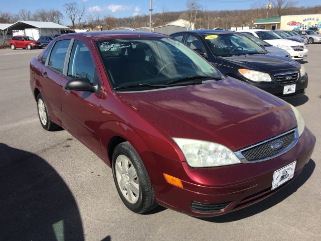 2007 Ford Focus ZX4 S for sale at Mull's Auto Sales