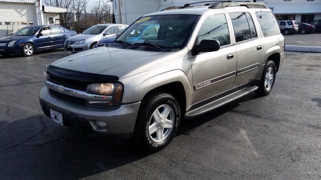 2002 Chevrolet TrailBlazer EXT LT 4WD for sale at Mull's Auto Sales
