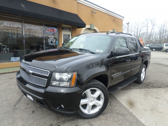 2008 CHEVROLET AVALANCHE 1500 for sale at Action Motors