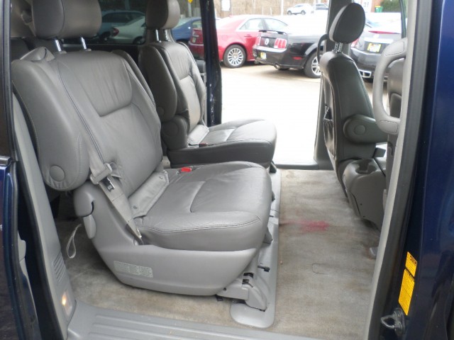 2006 TOYOTA SIENNA XLE for sale at Action Motors
