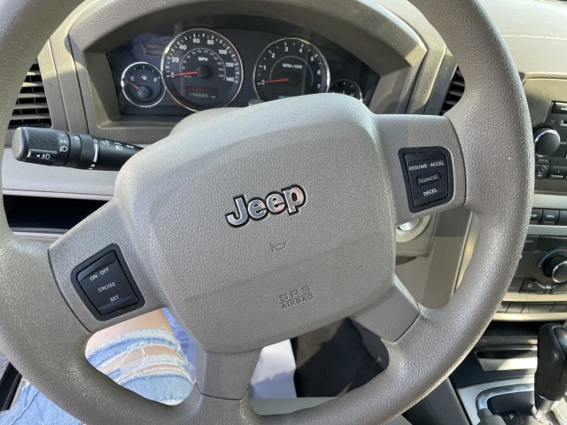 2007 Jeep Grand Cherokee Laredo 4WD for sale at Mull's Auto Sales