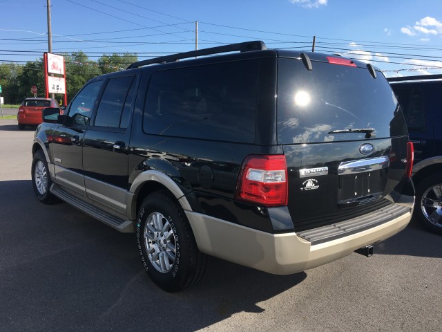 2007 Ford Expedition EL Eddie Bauer 4WD for sale at Mull's Auto Sales