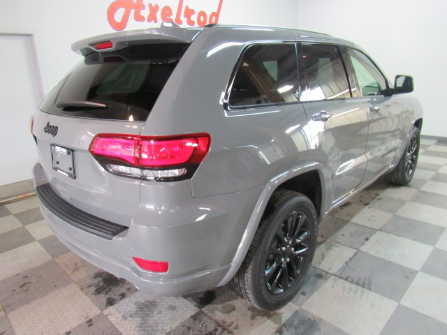 2020 Jeep Grand Cherokee Altitude Edition  4WD in Cleveland