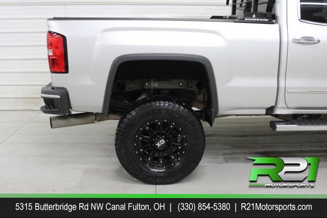 2017 GMC Sierra 2500HD SLT Crew Cab 4WD - REDUCED FROM $50,995 for sale at R21 Motorsports