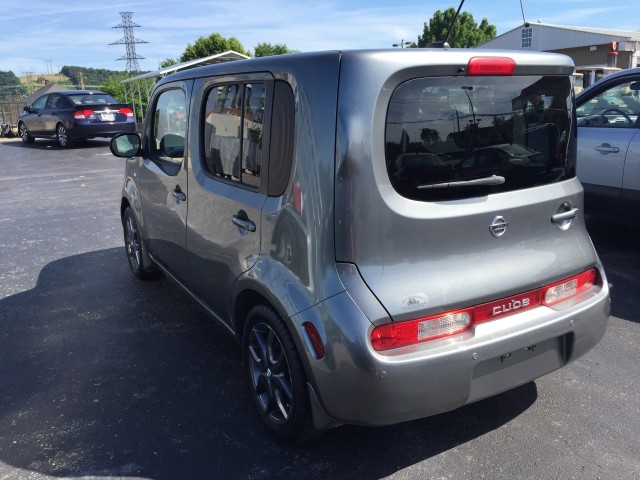 2009 Nissan cube 1.8 Base for sale at Mull's Auto Sales