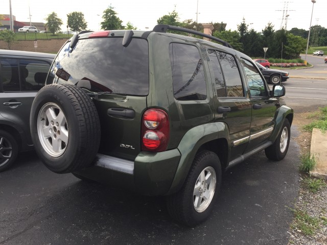 2006 Jeep Liberty Sport 4WD for sale at Mull's Auto Sales
