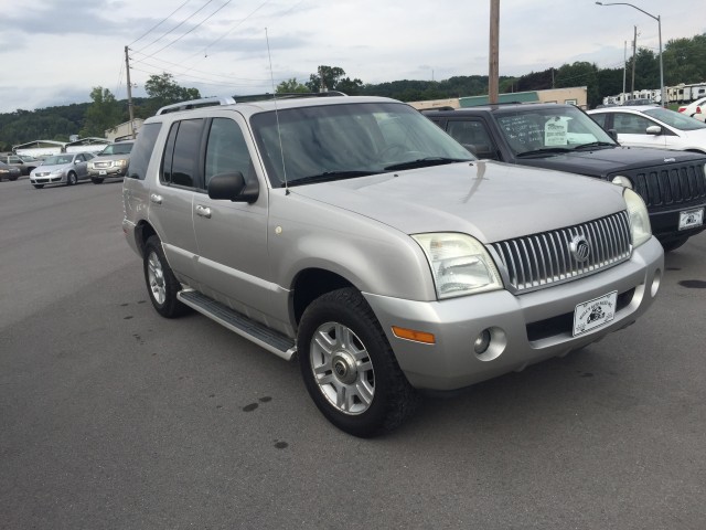 2003 Mercury Mountaineer Convenience 4.6L AWD for sale at Mull's Auto Sales