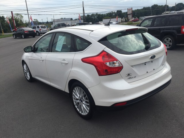 2012 Ford Focus SEL for sale at Mull's Auto Sales
