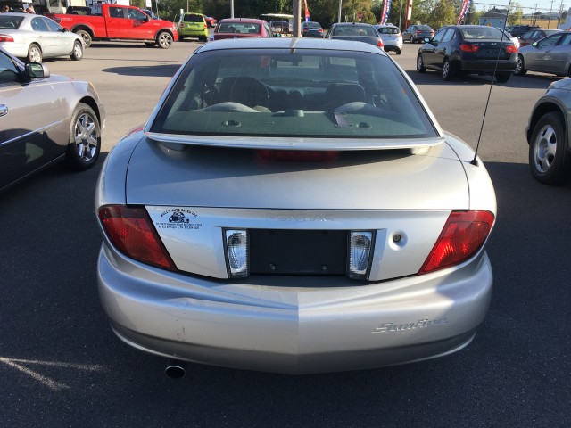 2005 Pontiac Sunfire Coupe w/1SV for sale at Mull's Auto Sales