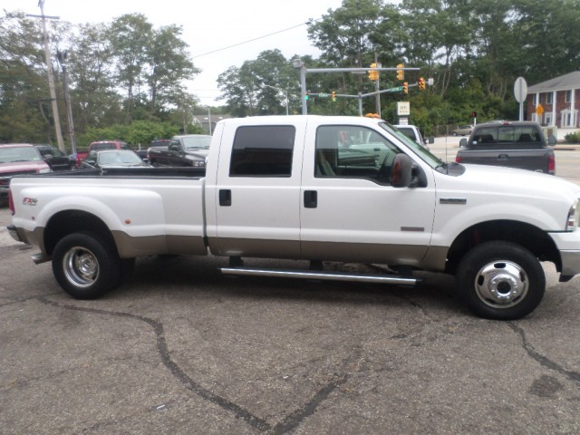 2006 FORD F350 SUPER DUTY for sale at Action Motors