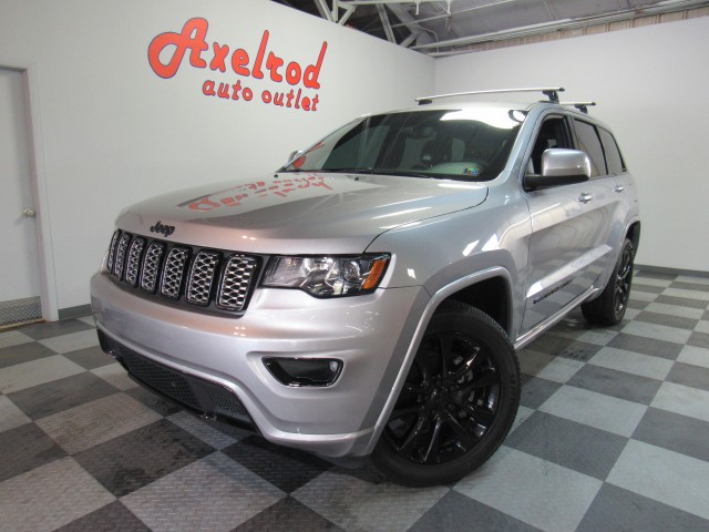 2018 Jeep Grand Cherokee Altitude Edition 4WD For sale at Axelrod 