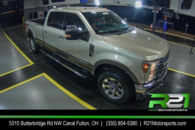 2017 FORD F-250 SD LARIAT CREW CAB LONG BED 4WD 6.7L POWERSTROKE DIESEL for sale at R21 Motorsports