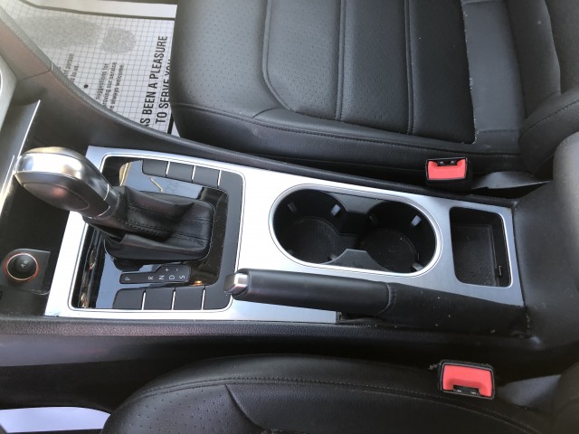 2013 Volkswagen Passat 2.5L SE AT for sale at Mull's Auto Sales