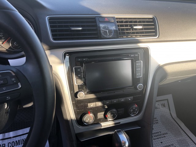 2013 Volkswagen Passat 2.5L SE AT for sale at Mull's Auto Sales