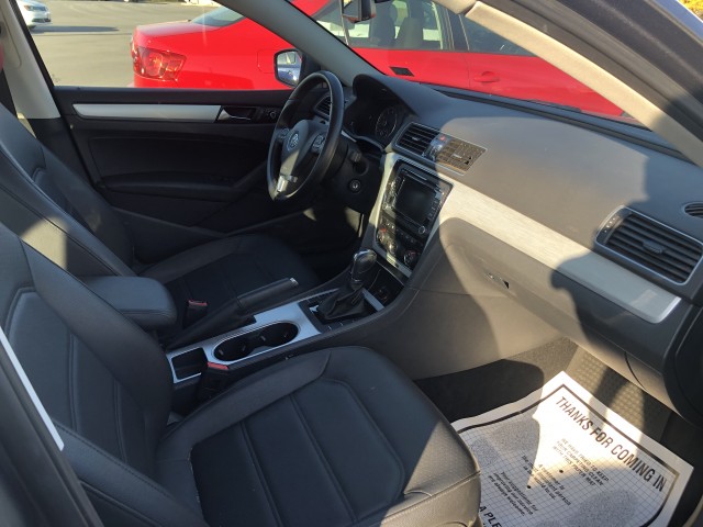 2013 Volkswagen Passat 2.5L SE AT for sale at Mull's Auto Sales