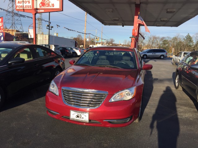 2013 Chrysler 200 Touring for sale at Mull's Auto Sales