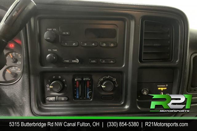 2005 CHEVROLET SILVERADO 2500HD Work Truck Ext. Cab Short Bed 4WD  for sale at R21 Motorsports