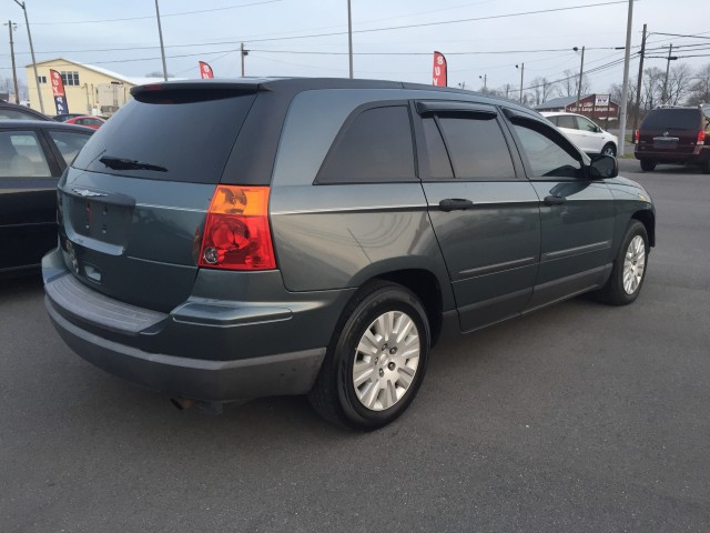 2006 Chrysler Pacifica FWD for sale at Mull's Auto Sales