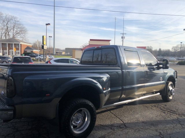 2006 FORD F350 SUPER DUTY LARIAT for sale at Action Motors